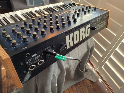 Korg-Mono/Poly with MIDI retrofit